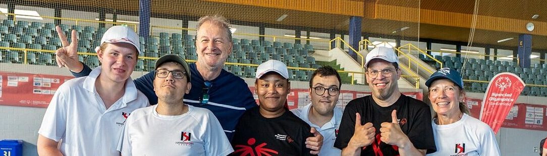 Gruppe von Teilnehmern bei einem Sportevent