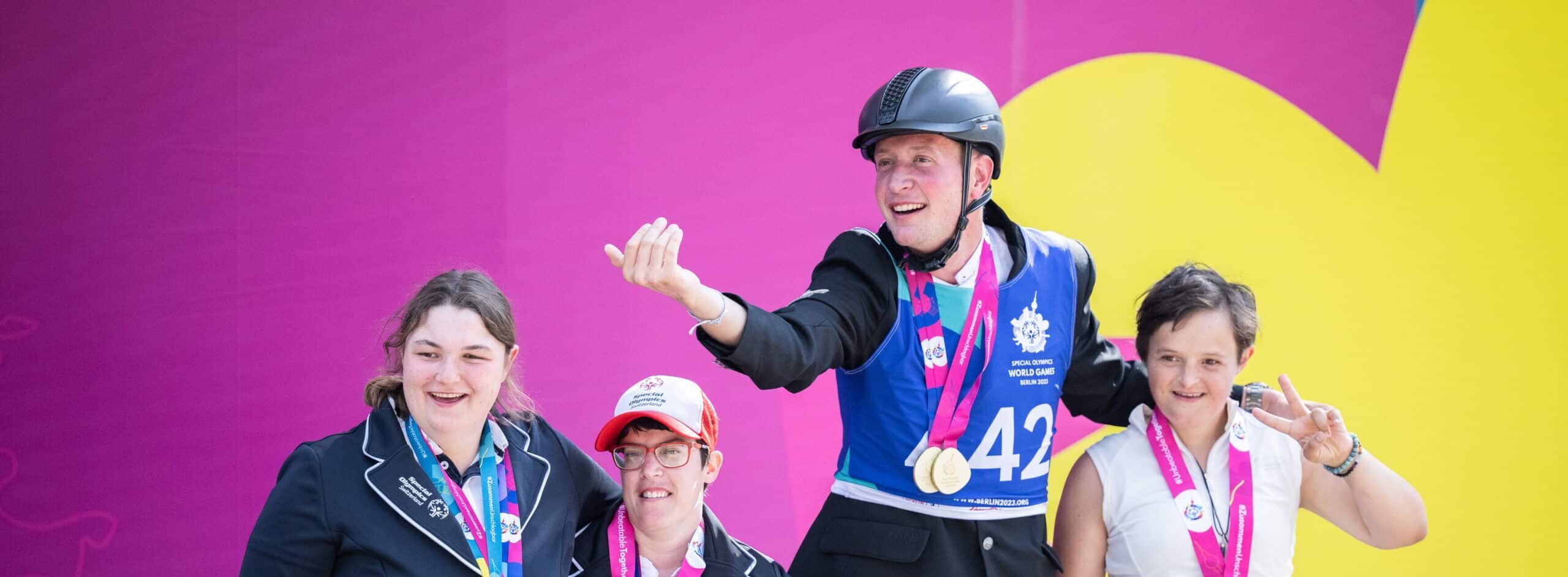 Vier Medaillengewinner bei Pferdesportveranstaltung